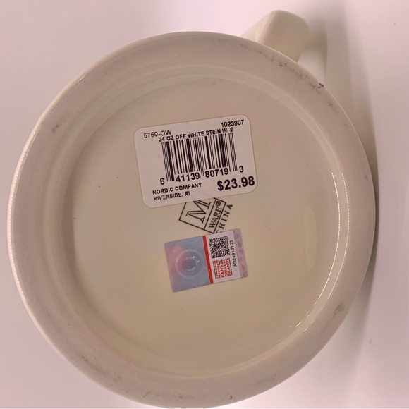 Vintage white ceramic Harvard University beer mug featuring the Harvard crest - Picture 5 of 8